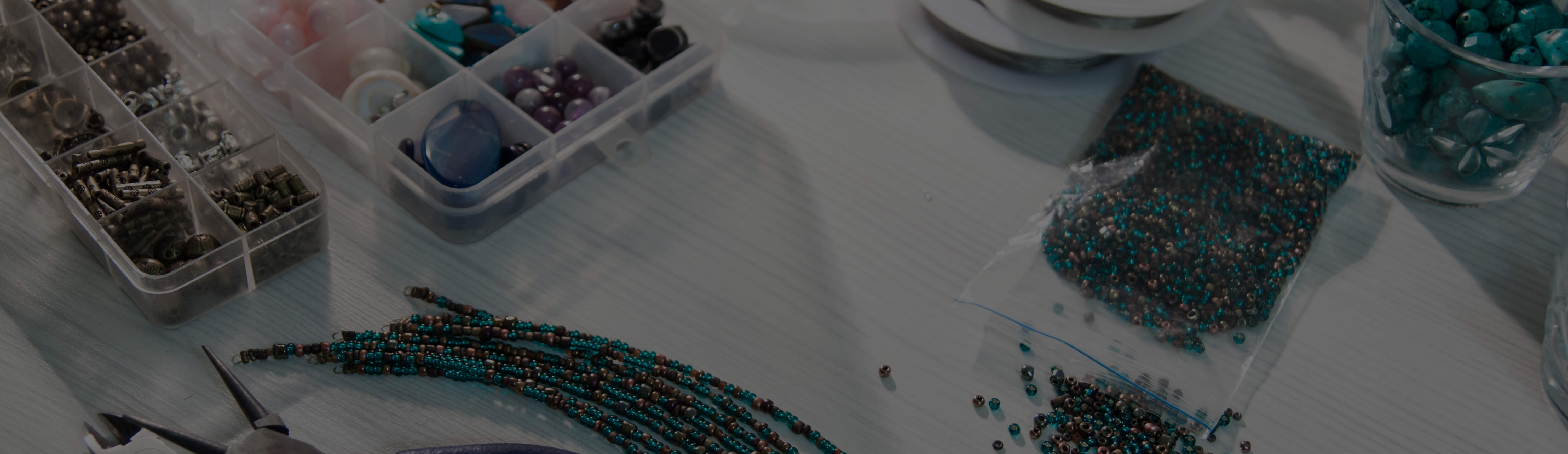 Charming Beads Filo 100 Viola Cristallo Ceco 3mm Bicono Sfaccettato Perline GB8652-1 